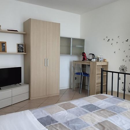 Sleep & Fly Malpensa Bed & Breakfast Case Nuove  Exterior photo