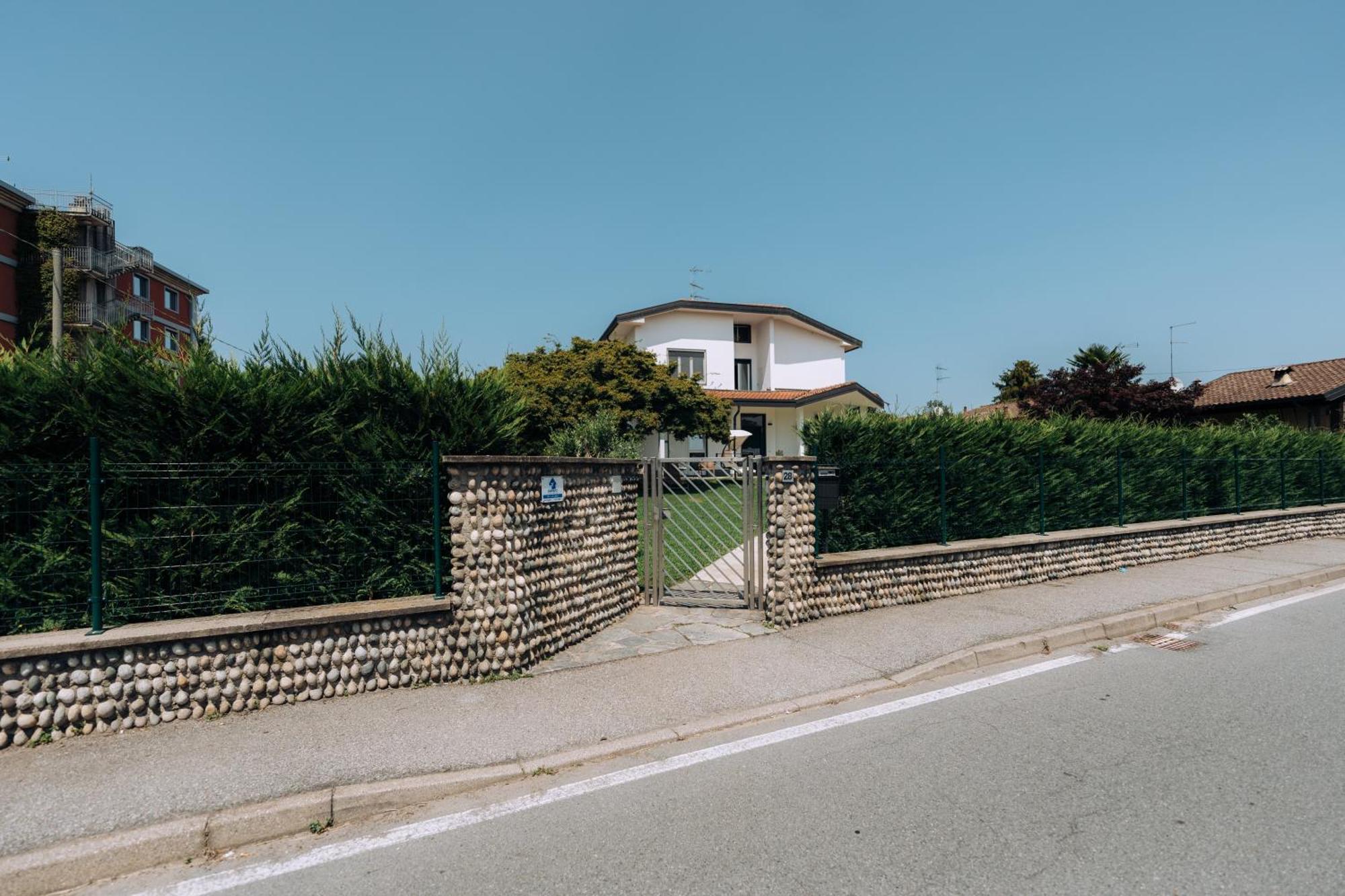 Sleep & Fly Malpensa Bed & Breakfast Case Nuove  Exterior photo