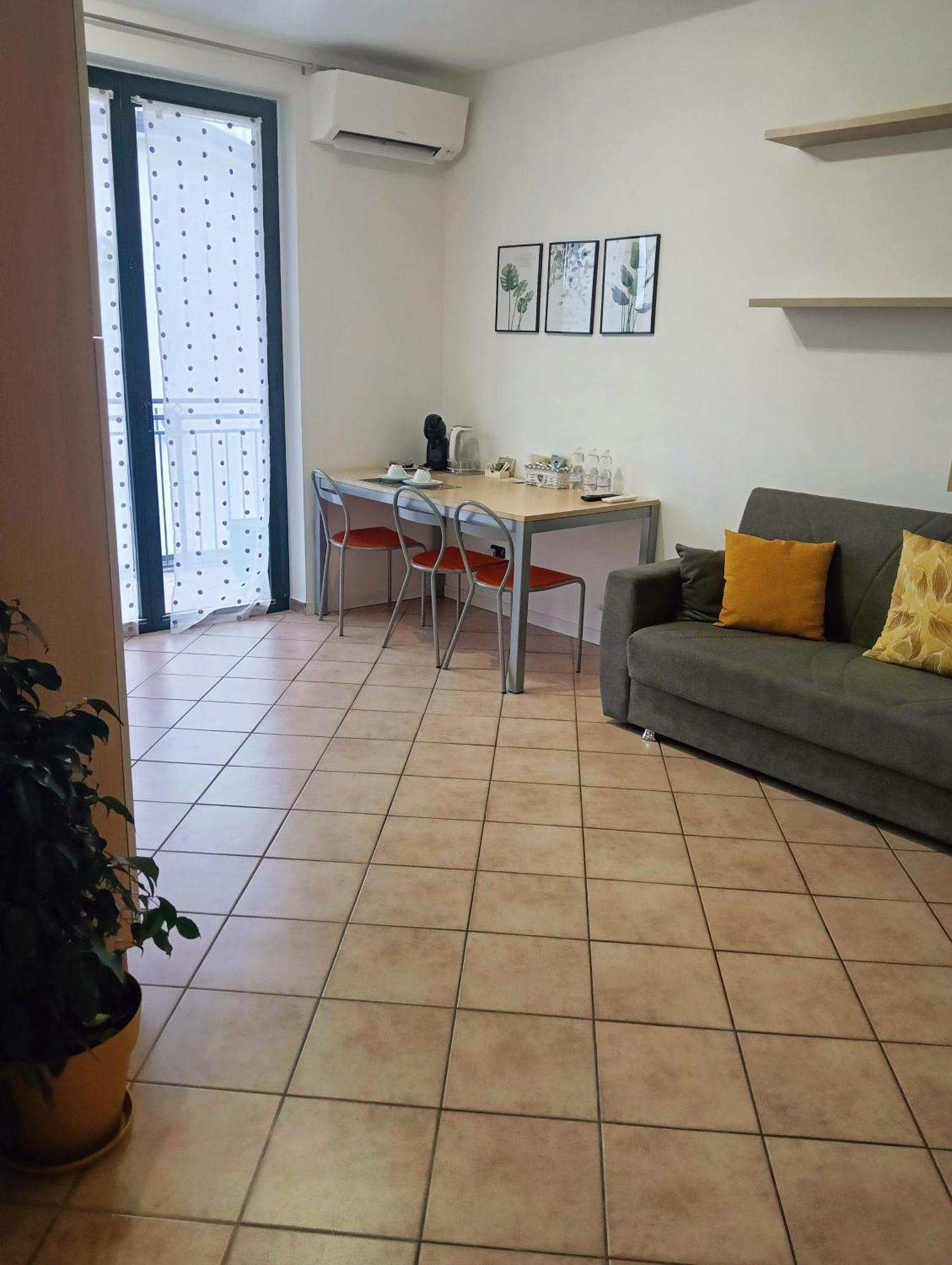 Sleep & Fly Malpensa Bed & Breakfast Case Nuove  Exterior photo